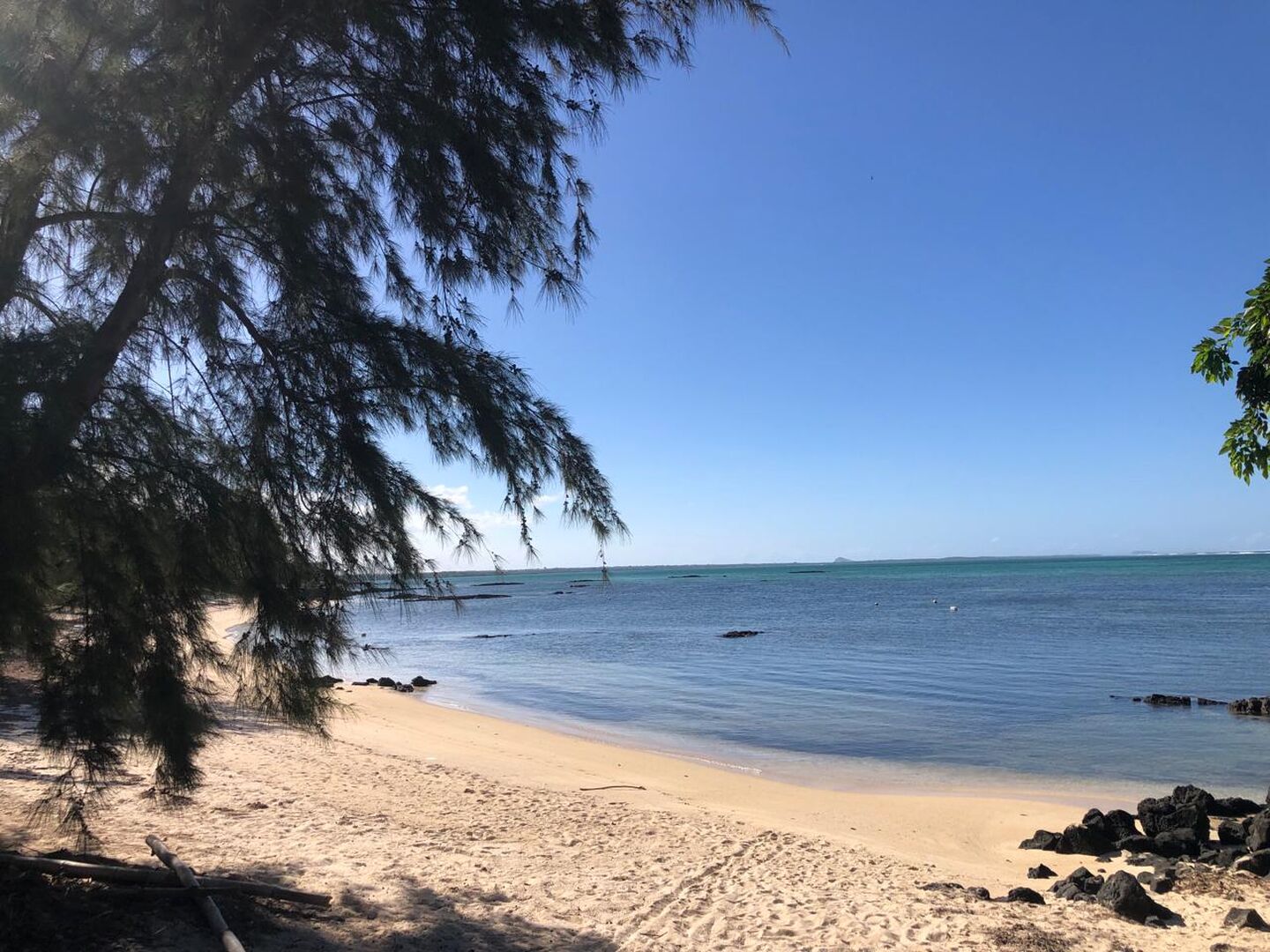 House / Villa For Rent in Roches Noires 45,000 rupees Lexpress