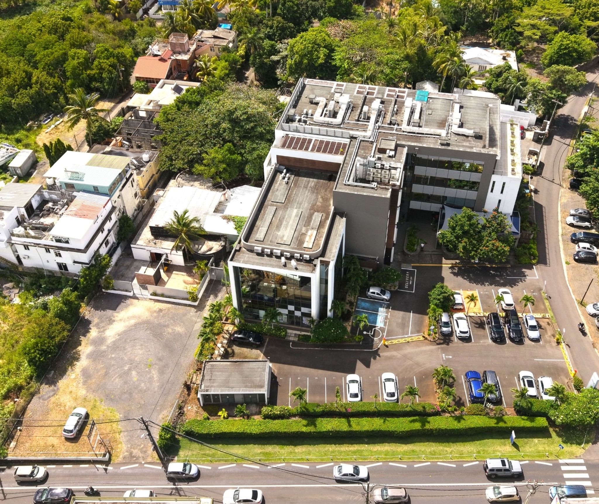 Commercial building - Buy in Grand Bay - 45,000,000 rupees | Lexpress ...
