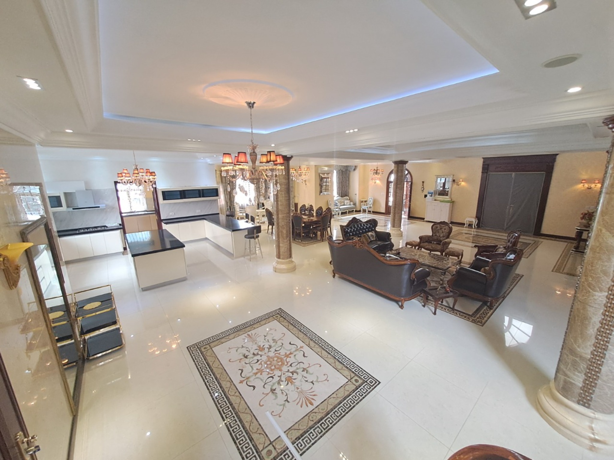 House / Villa For Rent in Beau Bassin 300,000 rupees Lexpress Property