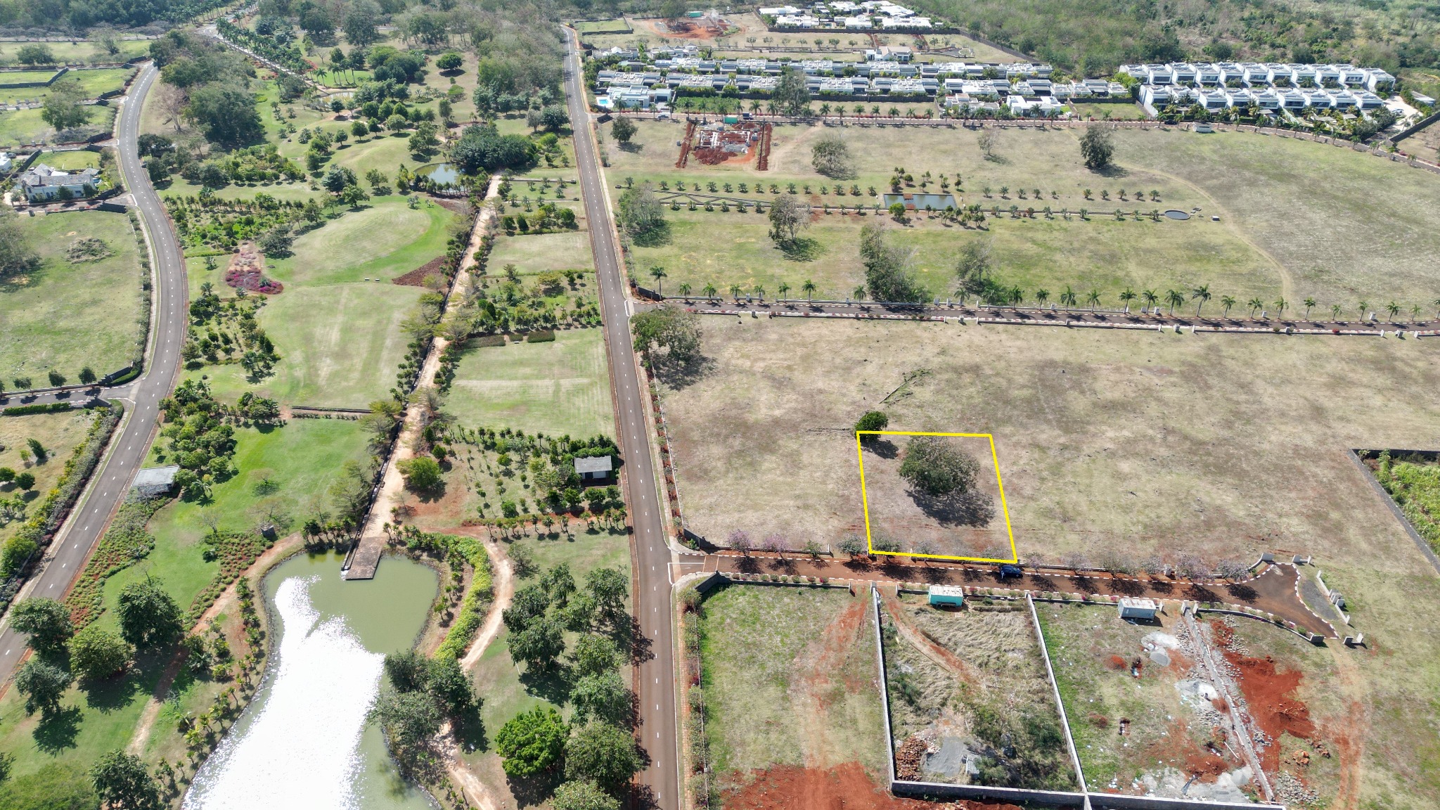 Residential land Buy in Balaclava 8,600,000 rupees Lexpress Property