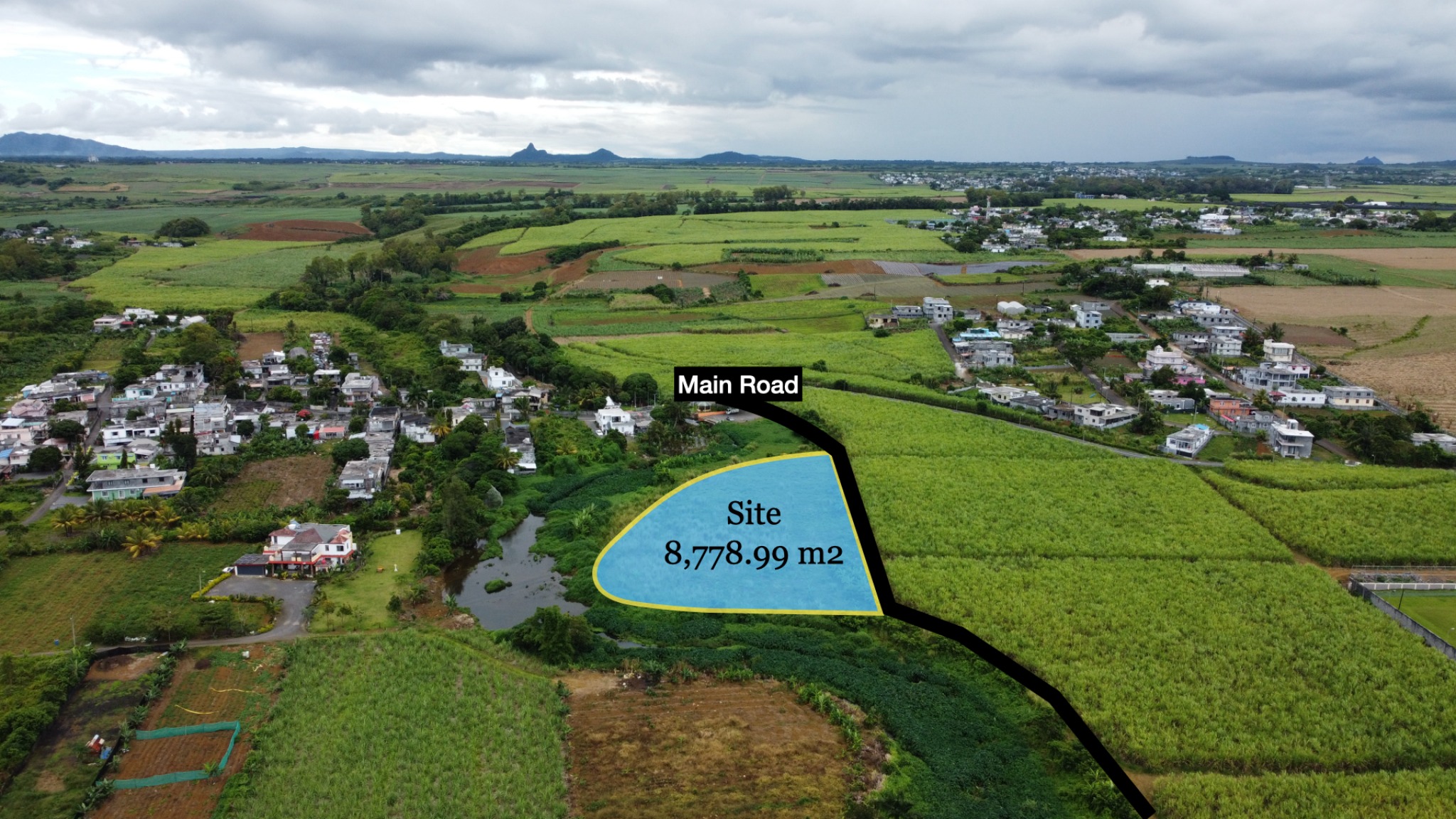 Agricultural land Buy in Camp de Masque Pavé 10,000,000 rupees Lexpress Property