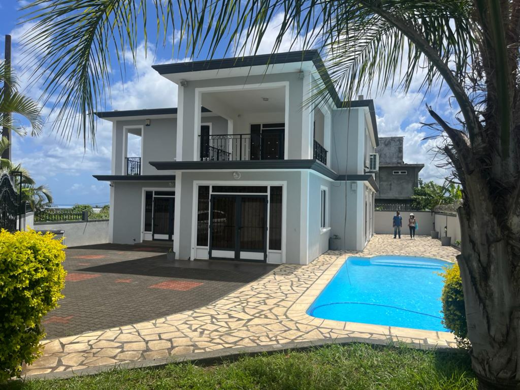 House / Villa Buy in Roches Brunes 12,500,000 rupees Lexpress