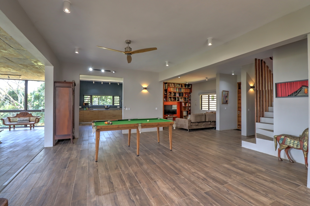 House / Villa For Rent in Moka 150,000 rupees Lexpress Property