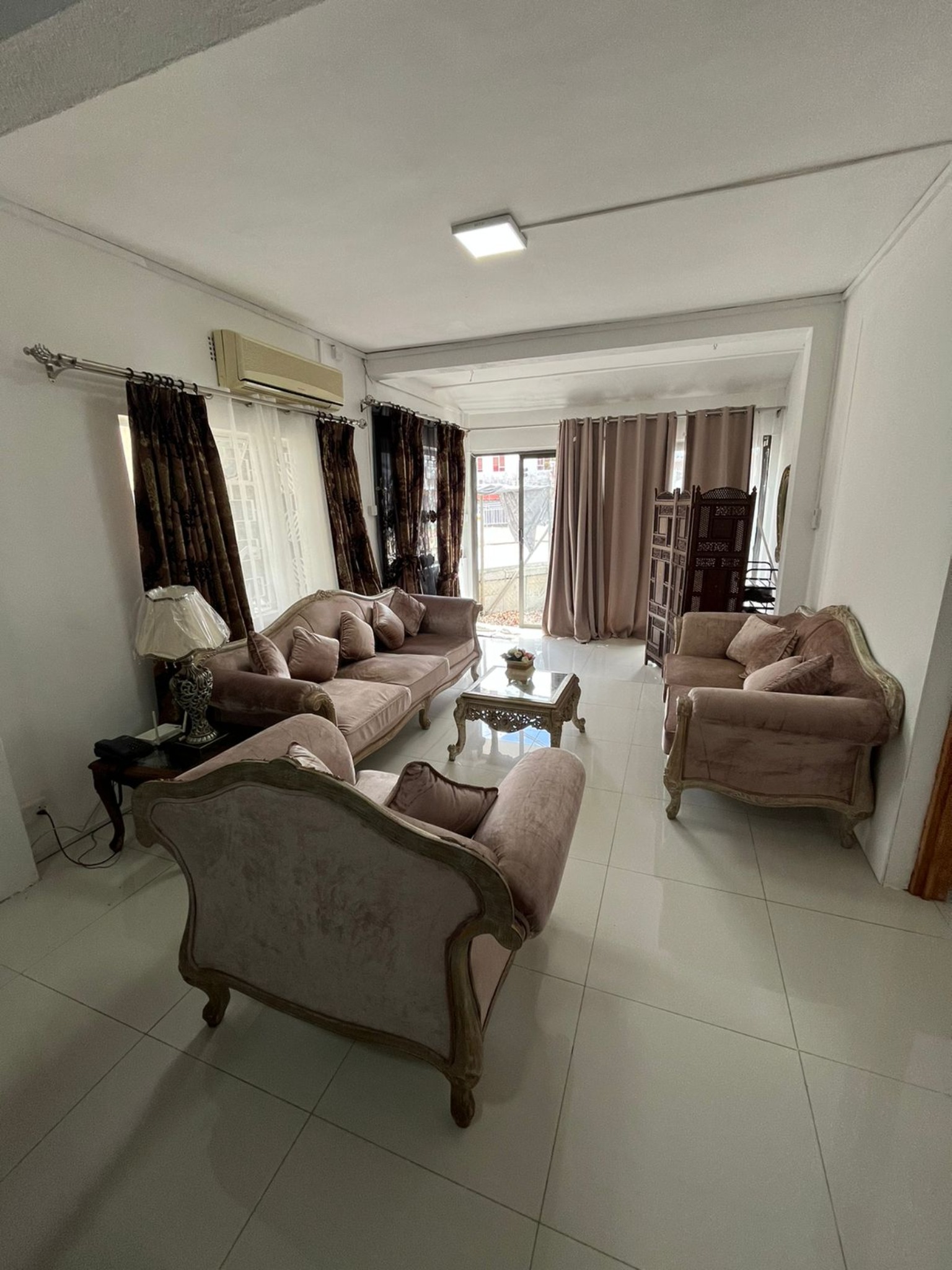 Apartment For Rent in Rose Hill 25,000 rupees Lexpress Property
