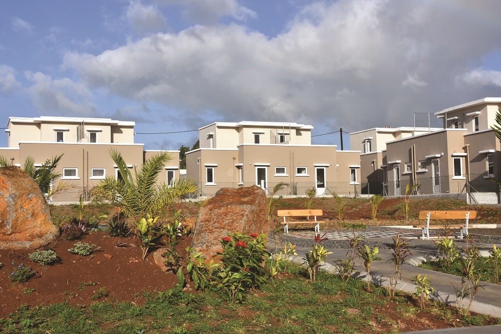 La construction de 108 maisons complétée par la NHDC Lexpress Property