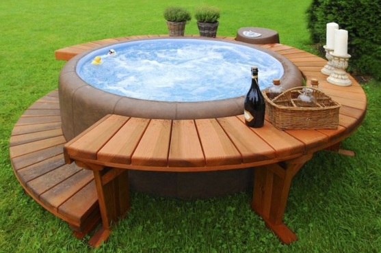 piscine_jacuzzi