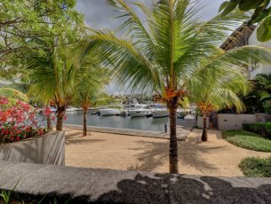 Apartment 3 Bedrooms 132 m² Black River Rs 24,500,000