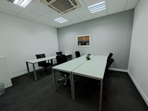 Bureau 150 m² Ebène Rs 120,000