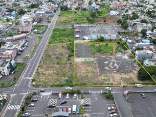 Commercial land 5505 m² Roches Brunes Rs 27,000,000