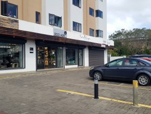 Commercial space 76 m² Grand Bay Rs 65,000