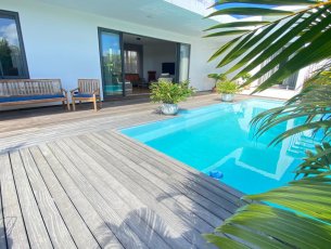House / Villa 3 Bedrooms 344 m² Grand Bay Rs 115,000