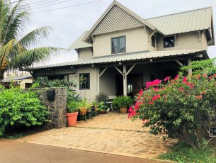 House / Villa 4 Bedrooms 249 m² Albion Rs 15,500,000