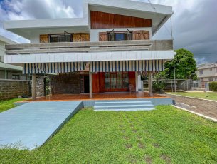 House / Villa 4 Bedrooms 275 m² Beau Bassin Rs 13,000,000