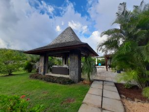 House / Villa 4 Bedrooms 375 m² Black River Rs 58,770,075