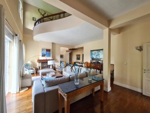 House / Villa 4 Bedrooms 500 m² Floréal Rs 37,500,000