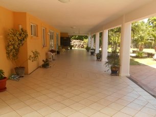 House / Villa 5 Bedrooms 600 m² Black River Rs 35,000,000