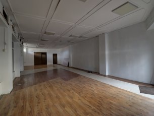 Local Commercial 133 m² Quatre Bornes Rs 79,800