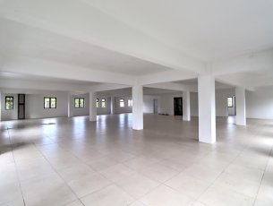 Local Commercial 394 m² Curepipe Rs 75,000