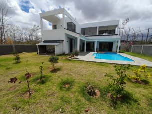 Maison/Villa 3 chambres 320 m² Balaclava Rs 65,000