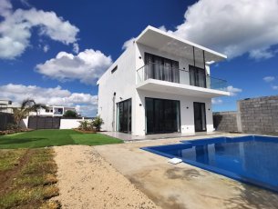 Maison/Villa 4 chambres 210 m² Flic en Flac Rs 45,000