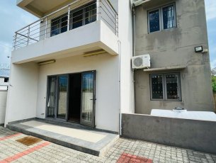 Maison/Villa 5 chambres 185 m² Grand Baie Rs 60,000