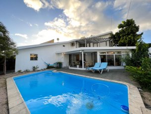 Maison/Villa 5 chambres 325 m² Roches Brunes Rs 8,900,000