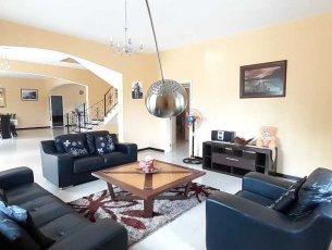 Maison/Villa 5 chambres 372 m² Trou aux Biches Rs 13,000,000