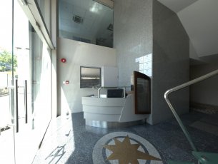 Office 193 m² Port Louis Rs 120,000