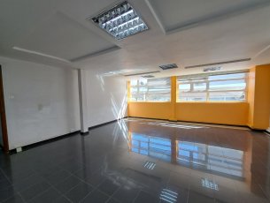 Office 328 m² Ebène Rs 164,000