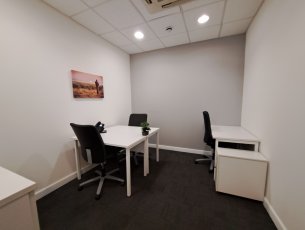 Office 50 m² Ebène Rs 40,000