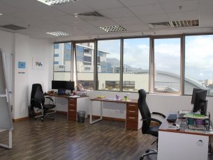 Office 58 m² Ebène Rs 100,000