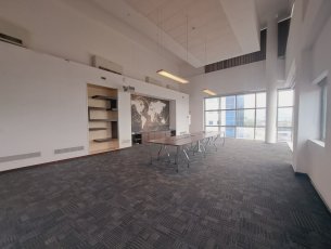 Office 750 m² Ebène Rs 424,500