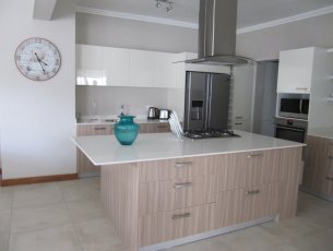 Townhouse/Duplex 4 chambres 225 m² Rivière Noire Rs 28,500,000
