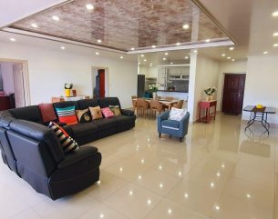 Apartment - 3 Bedrooms - 186 m²