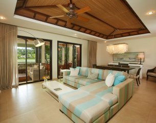Apartment - 3 Bedrooms - 199 m²