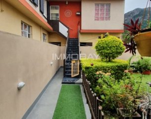 Apartment - 3 Bedrooms - 2000 ft²