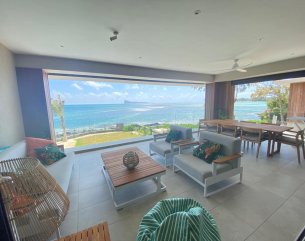 Apartment - 3 Bedrooms - 230 m²