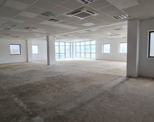 Bureau - 750 m²