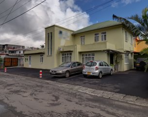 Commercial space - 272 m²
