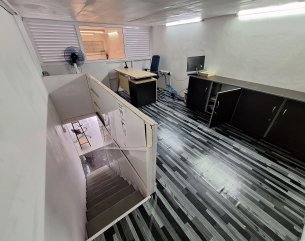 Commercial space - 33 m²
