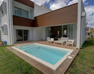 House / Villa - 3 Bedrooms - 230 m²