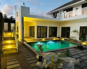 House / Villa - 3 Bedrooms - 260 m²