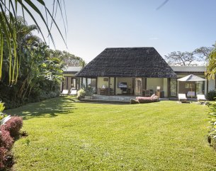 House / Villa - 3 Bedrooms - 288 m²
