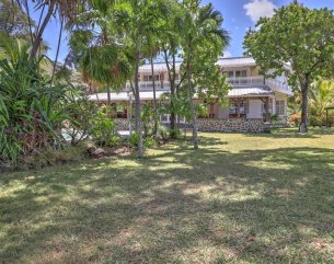 House / Villa - 3 Bedrooms - 400 m²