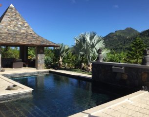 House / Villa - 4 Bedrooms - 357 m²