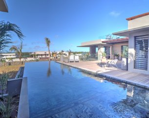 House / Villa - 4 Bedrooms - 412 m²