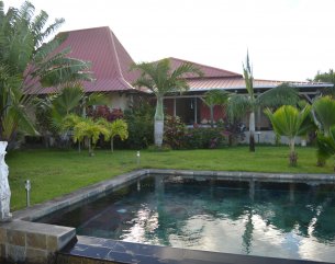 House / Villa - 4 Bedrooms - 450 m²