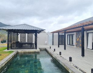 House / Villa - 4 Bedrooms - 450 m²