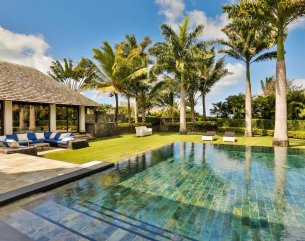 House / Villa - 4 Bedrooms - 460 m²