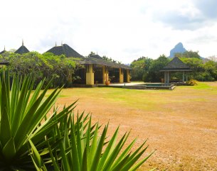 House / Villa - 4 Bedrooms - 593 m²